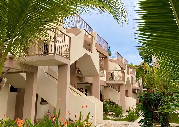 Two Palms Ground Floor Unit Across From Ferienhaus *